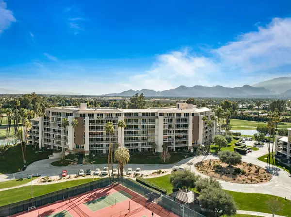 Rancho Mirage, CA 92270,900 Island DR #411