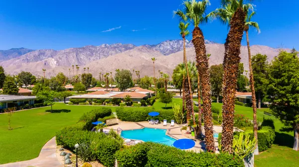 Palm Springs, CA 92264,2376 Oakcrest DR