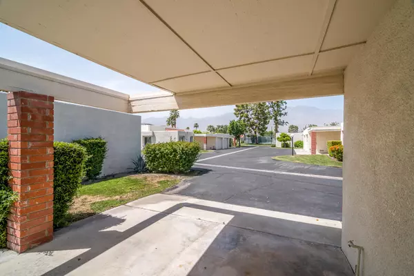 Palm Springs, CA 92264,6076 Fairway CIR