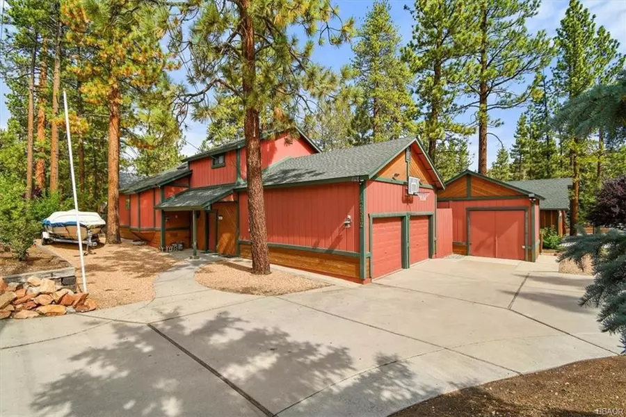 42512 Fox Farm RD, Big Bear Lake, CA 92315