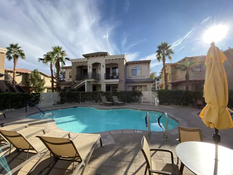 50680 Santa Rosa Plaza PLZ #1, La Quinta, CA 92253