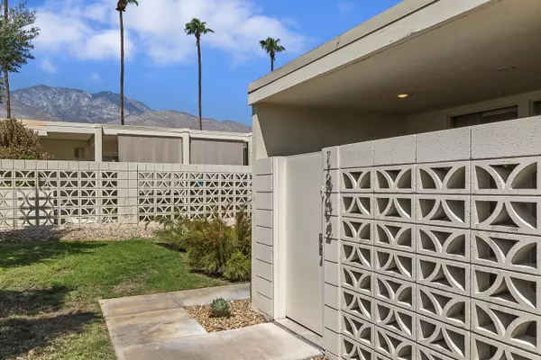 1802 S Barona RD, Palm Springs, CA 92264