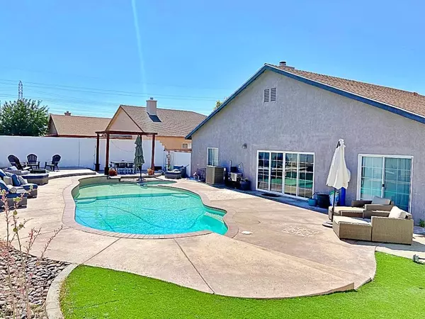 13039 Marquette CT, Victorville, CA 92392