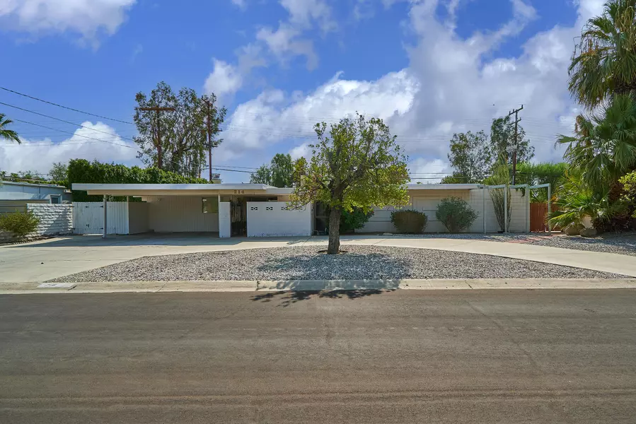 214 N Airlane DR, Palm Springs, CA 92262