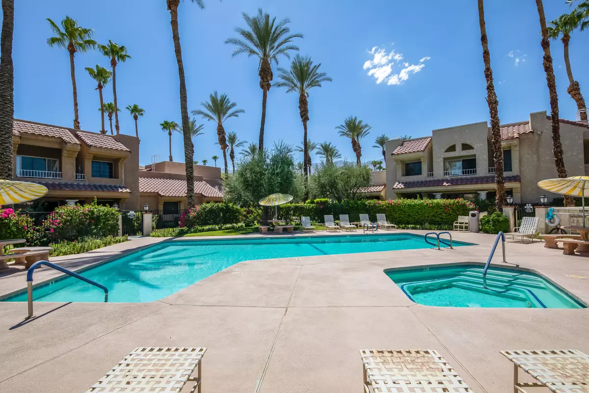 Palm Springs, CA 92264,2700 Lawrence Crossley RD #52