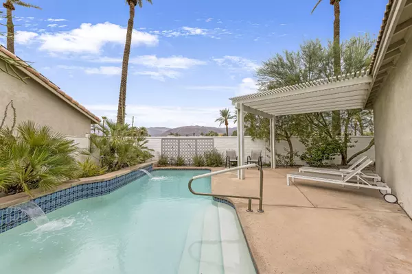 107 Corte Bella, Palm Desert, CA 92260