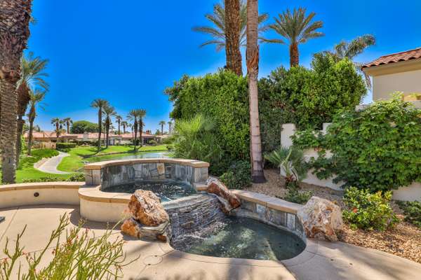 514 Mesa Grande DR, Palm Desert, CA 92211