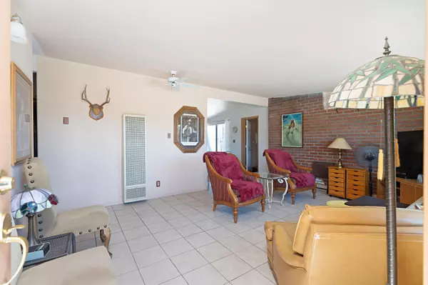 Morongo Valley, CA 92256,9394 Navajo TRL