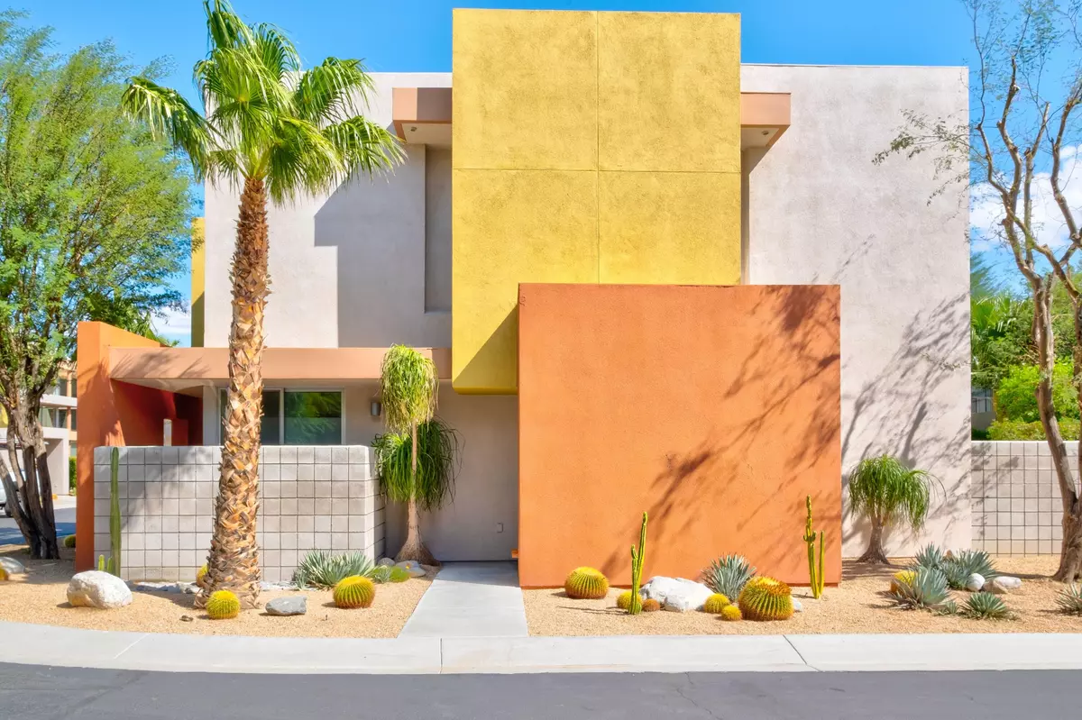 Palm Springs, CA 92262,215 Sandy Point TRL