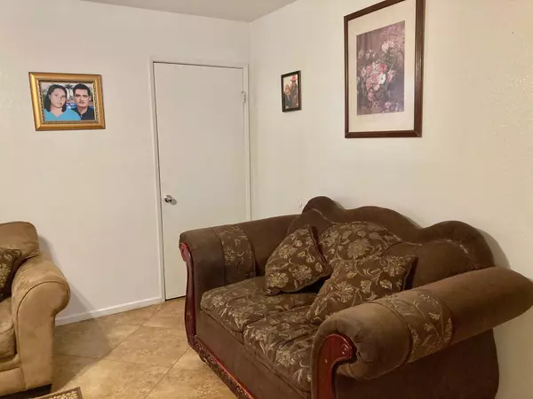 Thermal, CA 92274,1291 Black Sea AVE