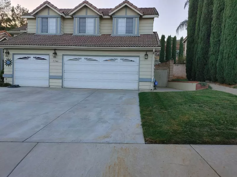 7746 Longs Peak DR, Riverside, CA 92509