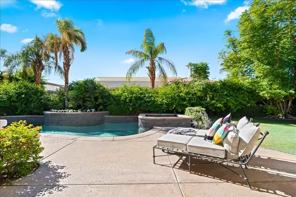 Rancho Mirage, CA 92270,12 Carrera CT