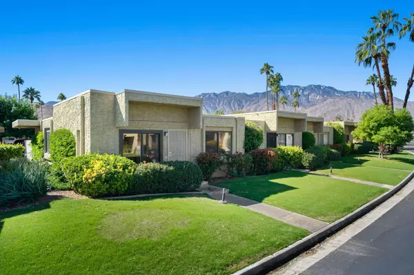 Palm Springs, CA 92264,5727 Los Coyotes DR