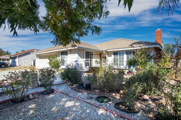 Rialto, CA 92376,530 W Mariposa DR