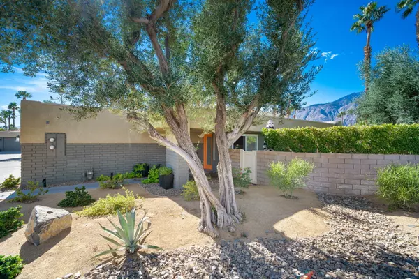 Palm Springs, CA 92262,1301 Sunflower CIR S