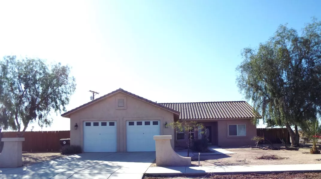 1081 Aberdeen DR, Salton City, CA 92275