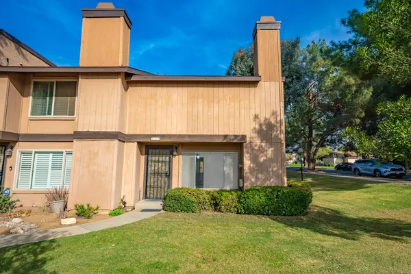 100 Tamarisk ST, Redlands, CA 92373