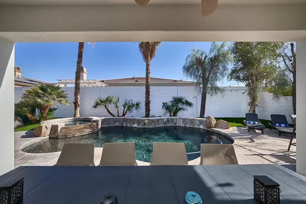 Indio, CA 92203,43820 Spiaggia PL