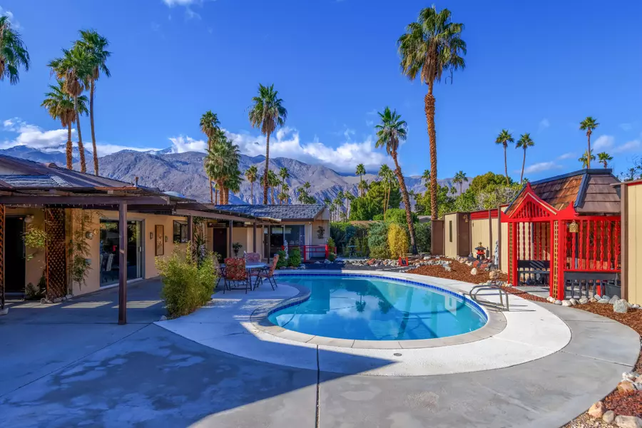 2020 E El Alameda, Palm Springs, CA 92262