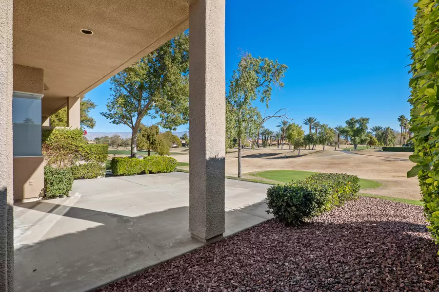 65 Colonial DR, Rancho Mirage, CA 92270