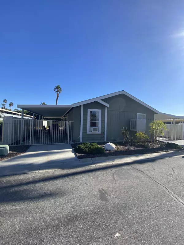 31 Paseo Laredo N, Cathedral City, CA 92234