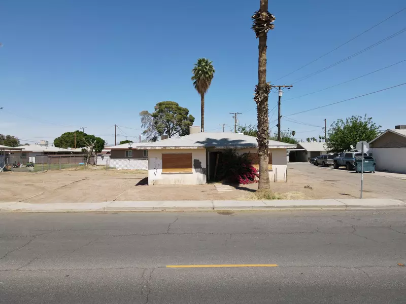 302 N 5th ST, Blythe, CA 92225