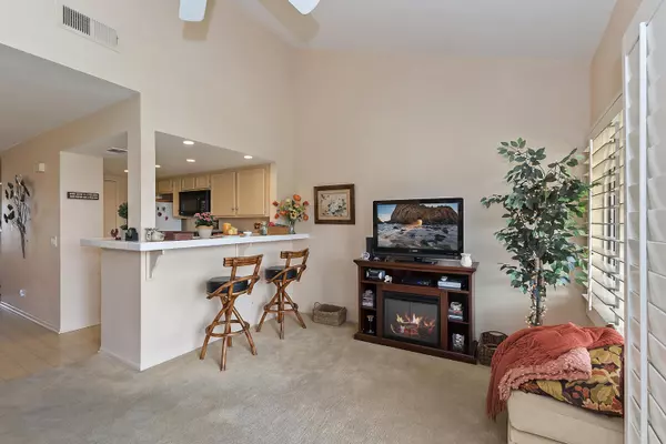 La Quinta, CA 92253,78409 Terra Cotta CT