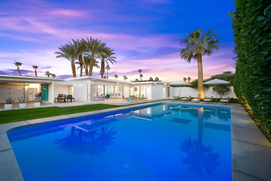 2303 E Hildy LN, Palm Springs, CA 92262