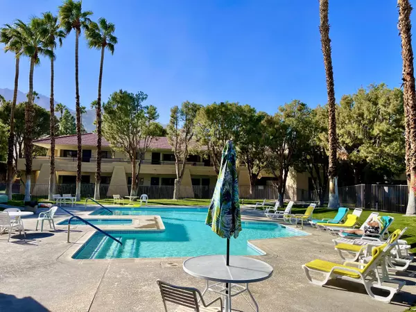 Palm Springs, CA 92262,2821 N Los Felices Circle W #212