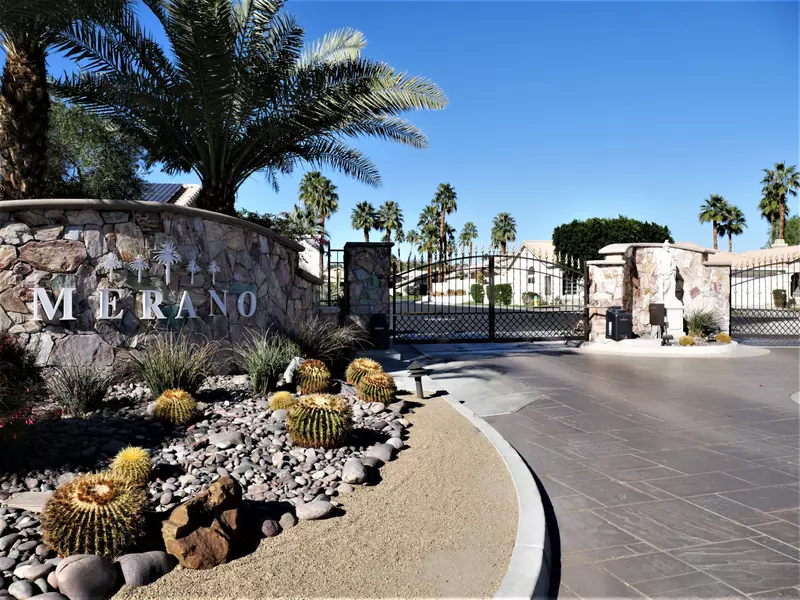 290 Corte Bella, Palm Desert, CA 92260