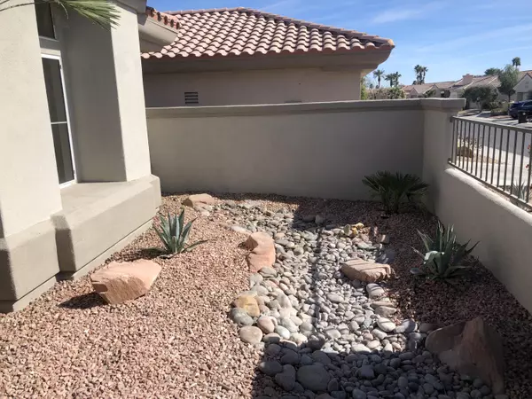 Palm Desert, CA 92211,78568 Autumn LN