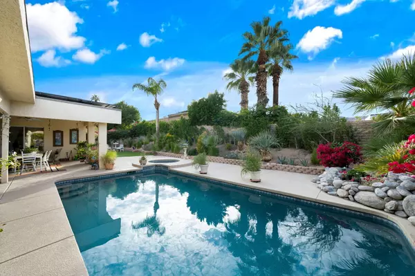 48989 Barberry LN, Palm Desert, CA 92260