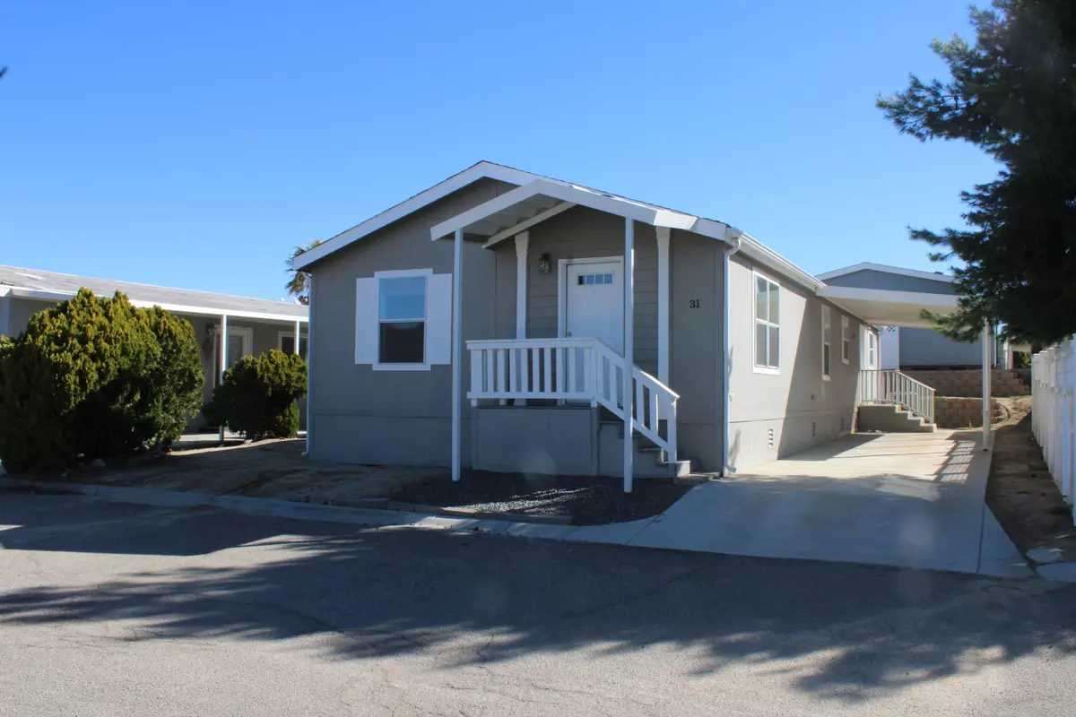 Anza, CA 92539,53651 Highway 371 #31