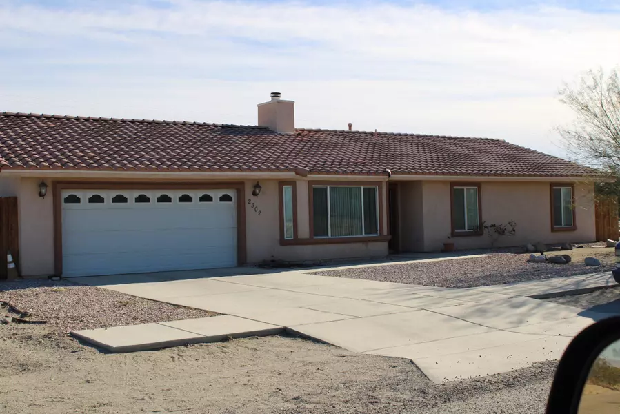 2302 Sand Quill AVE, Thermal, CA 92274