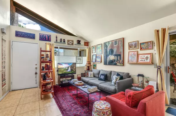 Palm Springs, CA 92264,3556 S Ridgeview CIR