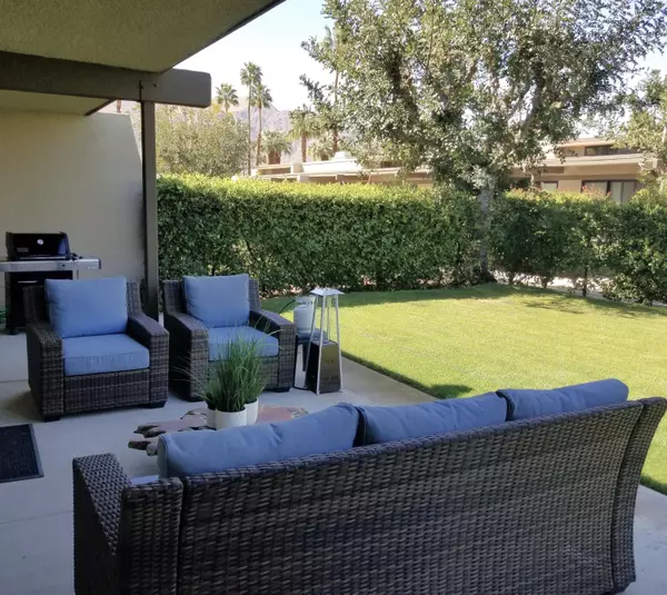 Palm Springs, CA 92262,1336 Tiffany CIR S