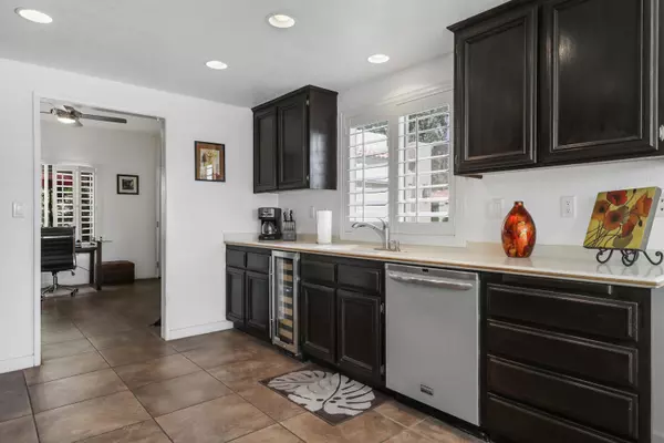 La Quinta, CA 92253,48528 Via Encanto