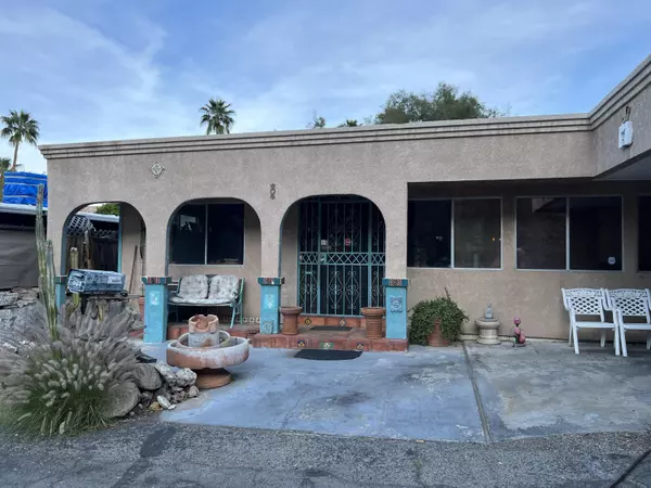 Palm Springs, CA 92264,907 Gem DR