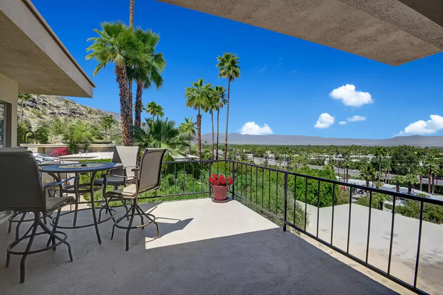 2149 Southridge DR, Palm Springs, CA 92264