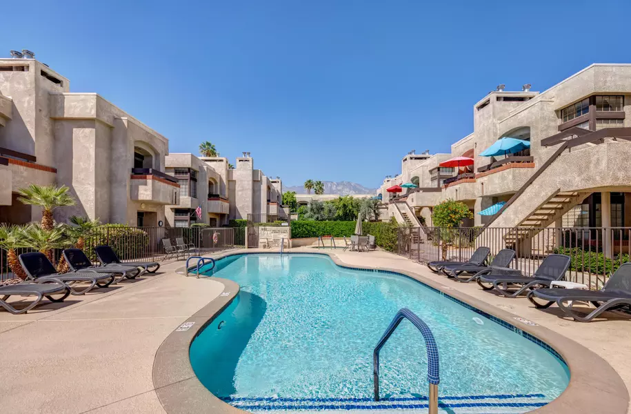 2601 Broadmoor #83, Palm Springs, CA 92264