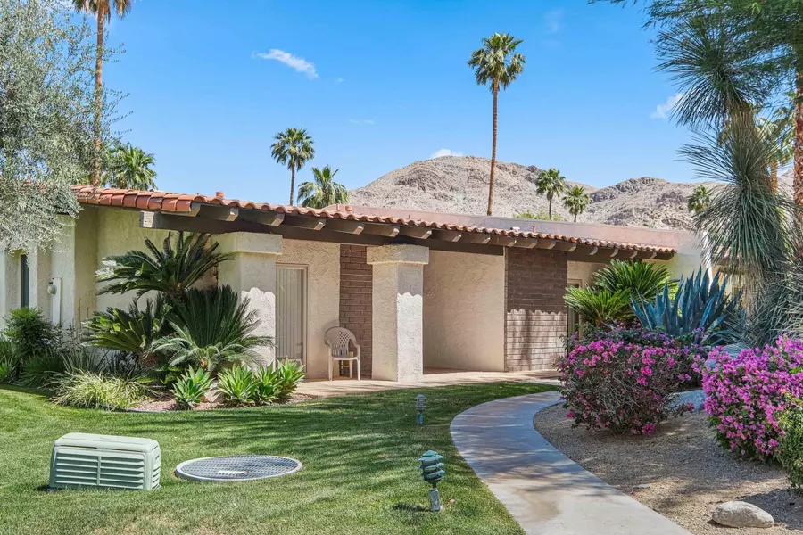 3622 E Bogert TRL #A, Palm Springs, CA 92264