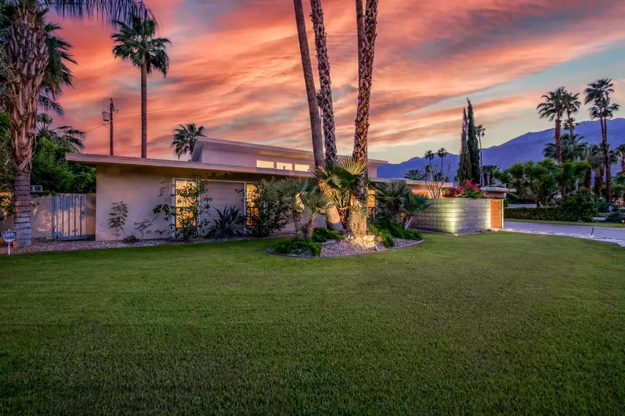 2055 E Desert Palms DR, Palm Springs, CA 92262