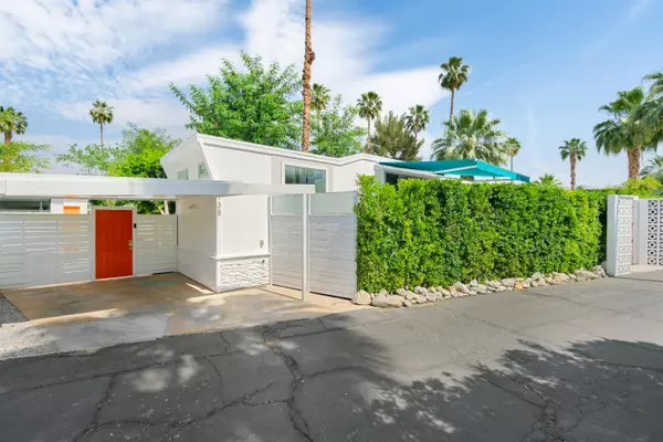 Palm Springs, CA 92264,138 Hiawatha ST