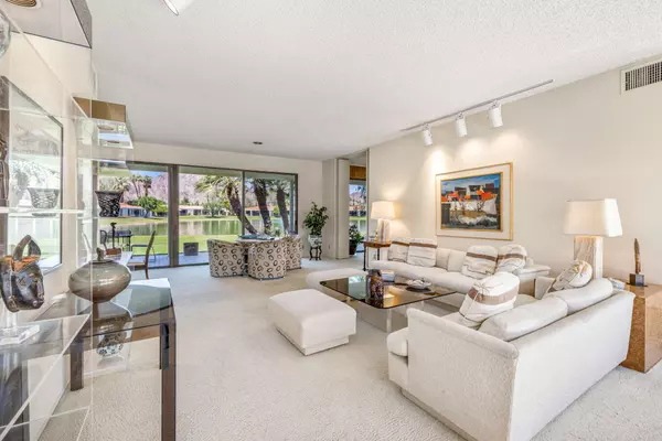 La Quinta, CA 92253,78015 Lago DR