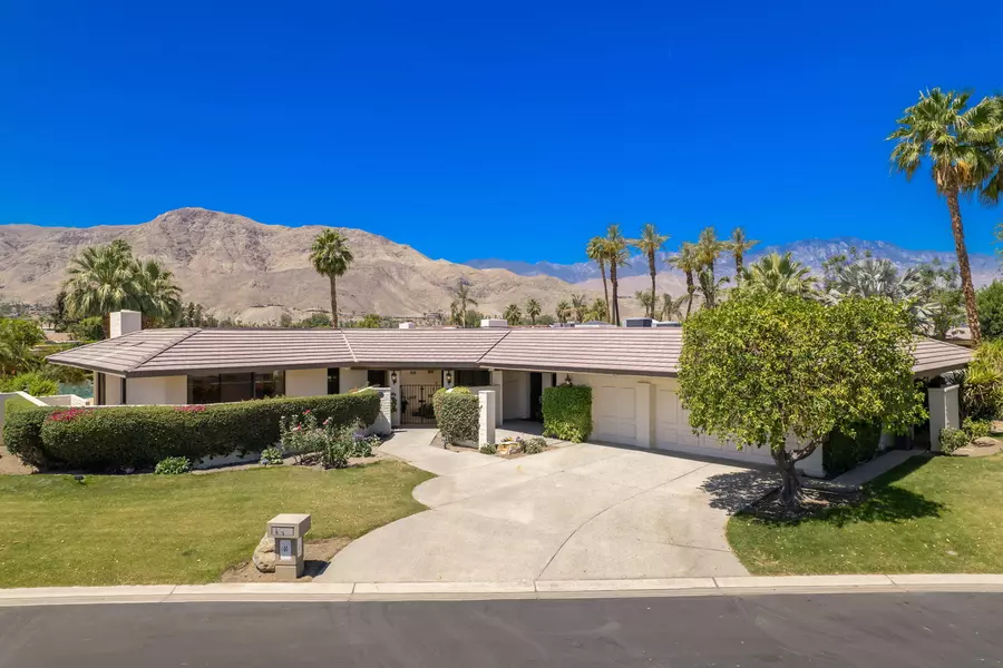 4 Creekside DR, Rancho Mirage, CA 92270