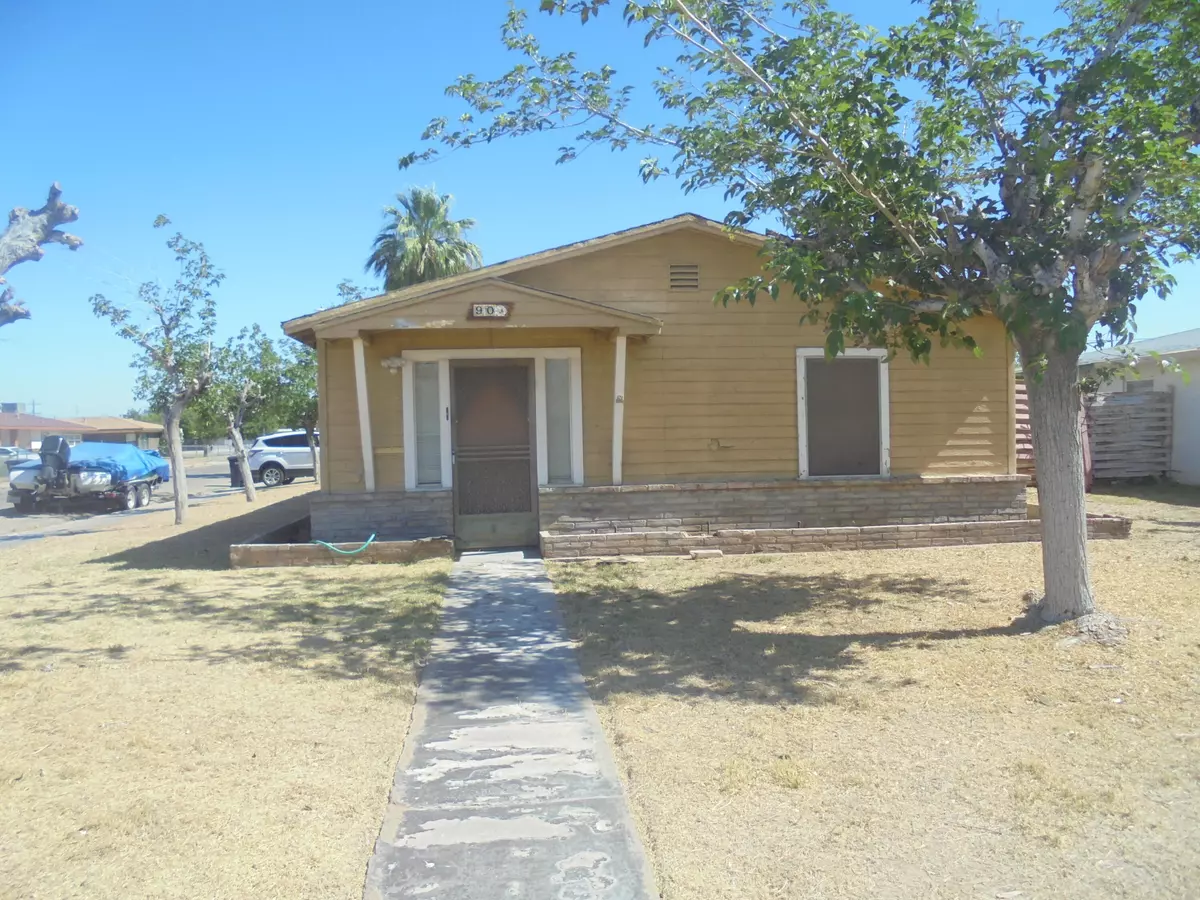 Blythe, CA 92225,901 E Ave. B