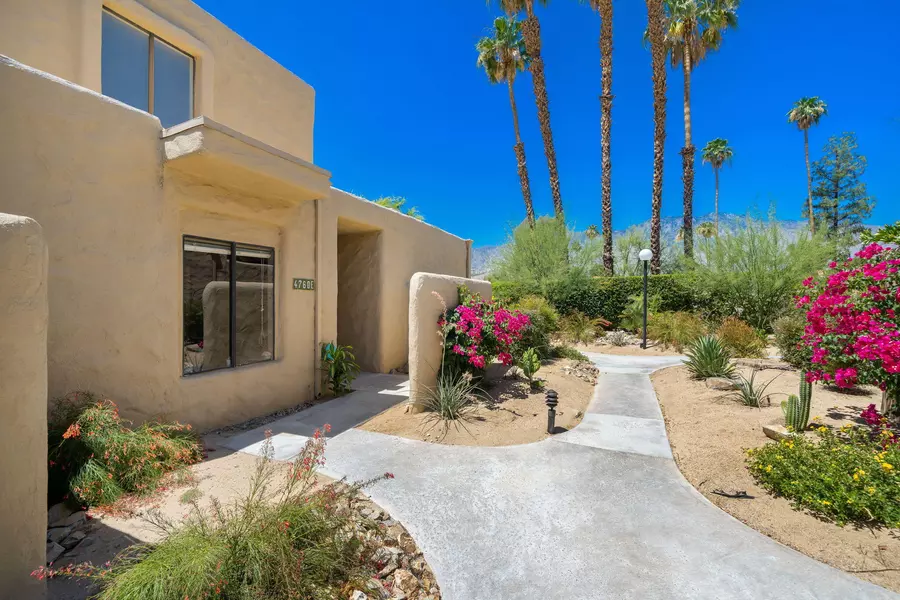 4760 N Winners CIR #E, Palm Springs, CA 92264