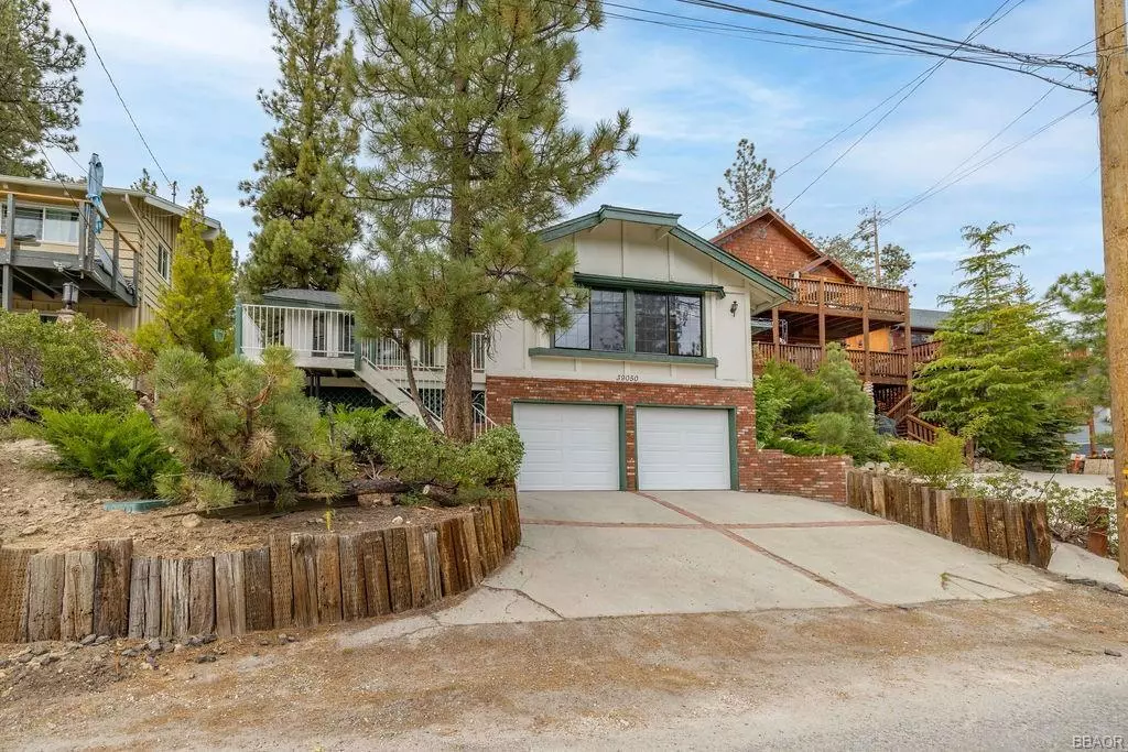 Big Bear Lake, CA 92315,39050 Bayview LN