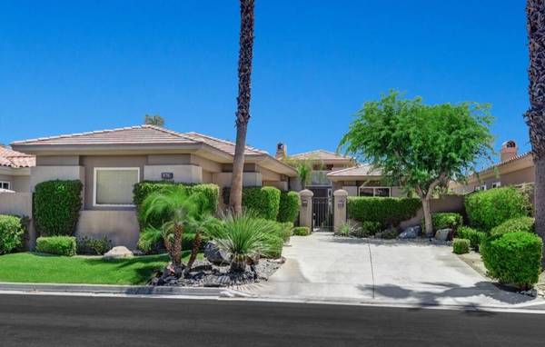 876 Mission Creek DR, Palm Desert, CA 92211