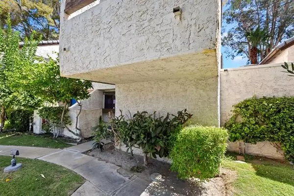 Palm Springs, CA 92264,57 Portola Dr.